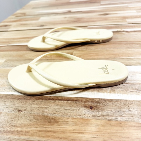 Beek Sunbeam Flip Flop Leather Flat Thong Sandals in Glow Pale Yellow size 6 - Picture 13 of 14